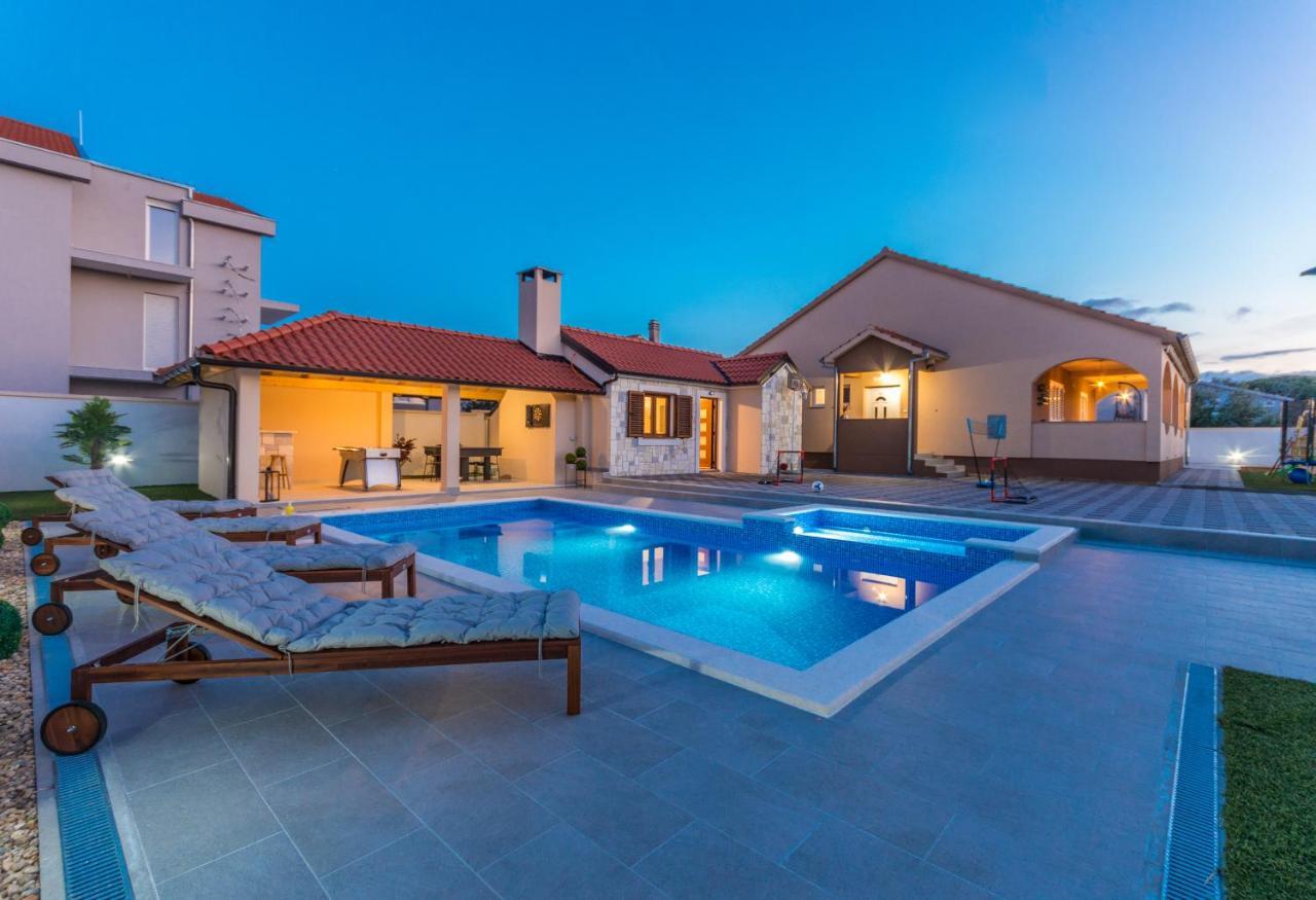 Villa Lucija Biograd Na Moru Exteriér fotografie