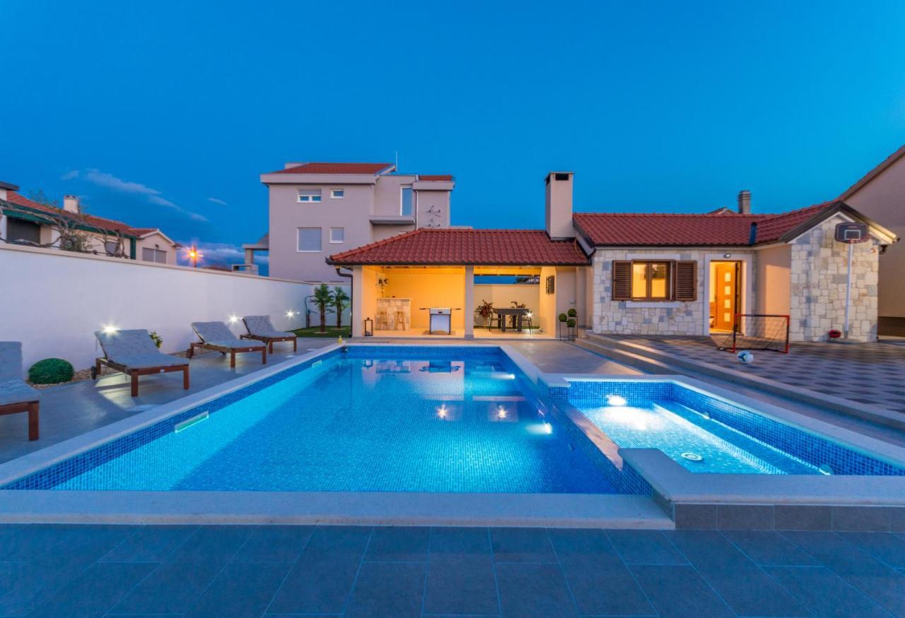 Villa Lucija Biograd Na Moru Exteriér fotografie